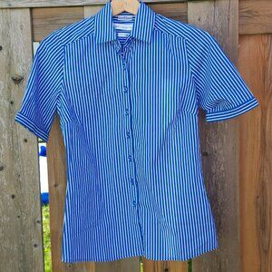 CLASSY BIZ Collection Button Down Navy and White Stripe Shirt Women's Size 2